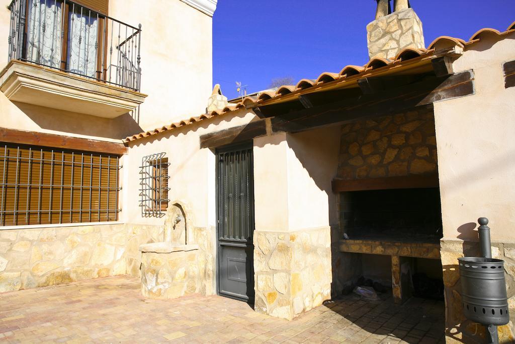 Alojamientos Rurales La Fuente Villalba de la Sierra Esterno foto