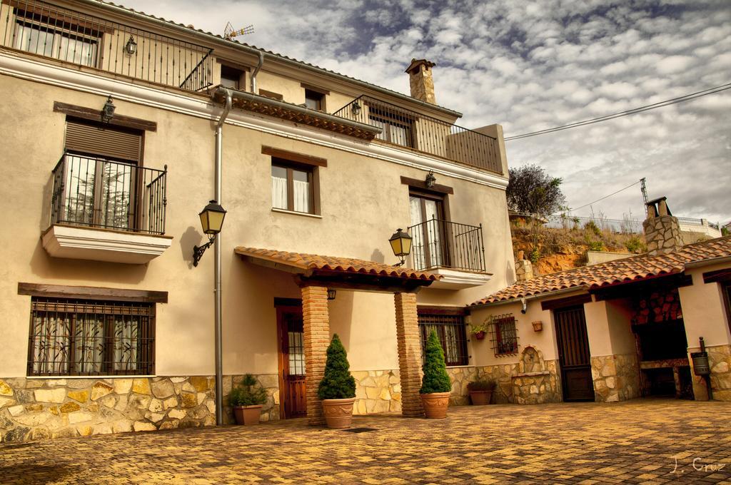 Alojamientos Rurales La Fuente Villalba de la Sierra Esterno foto